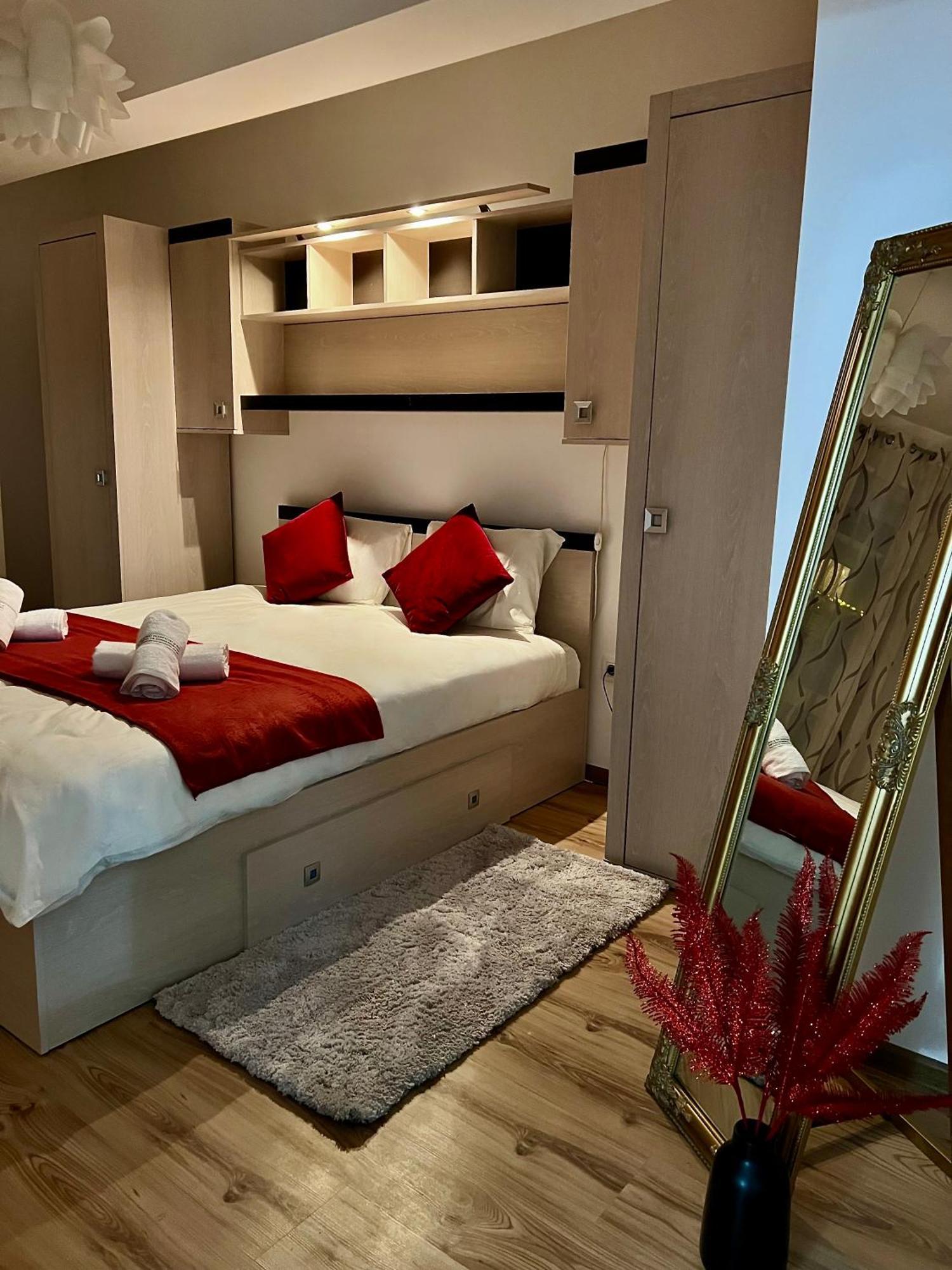 Kyan Residence Braşov Extérieur photo